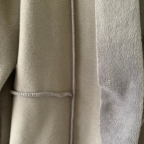 Jacket - Picture 2 of 3